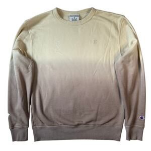 Champion Women's Medium Soccer Sweatshirt Cream Gray Pullover